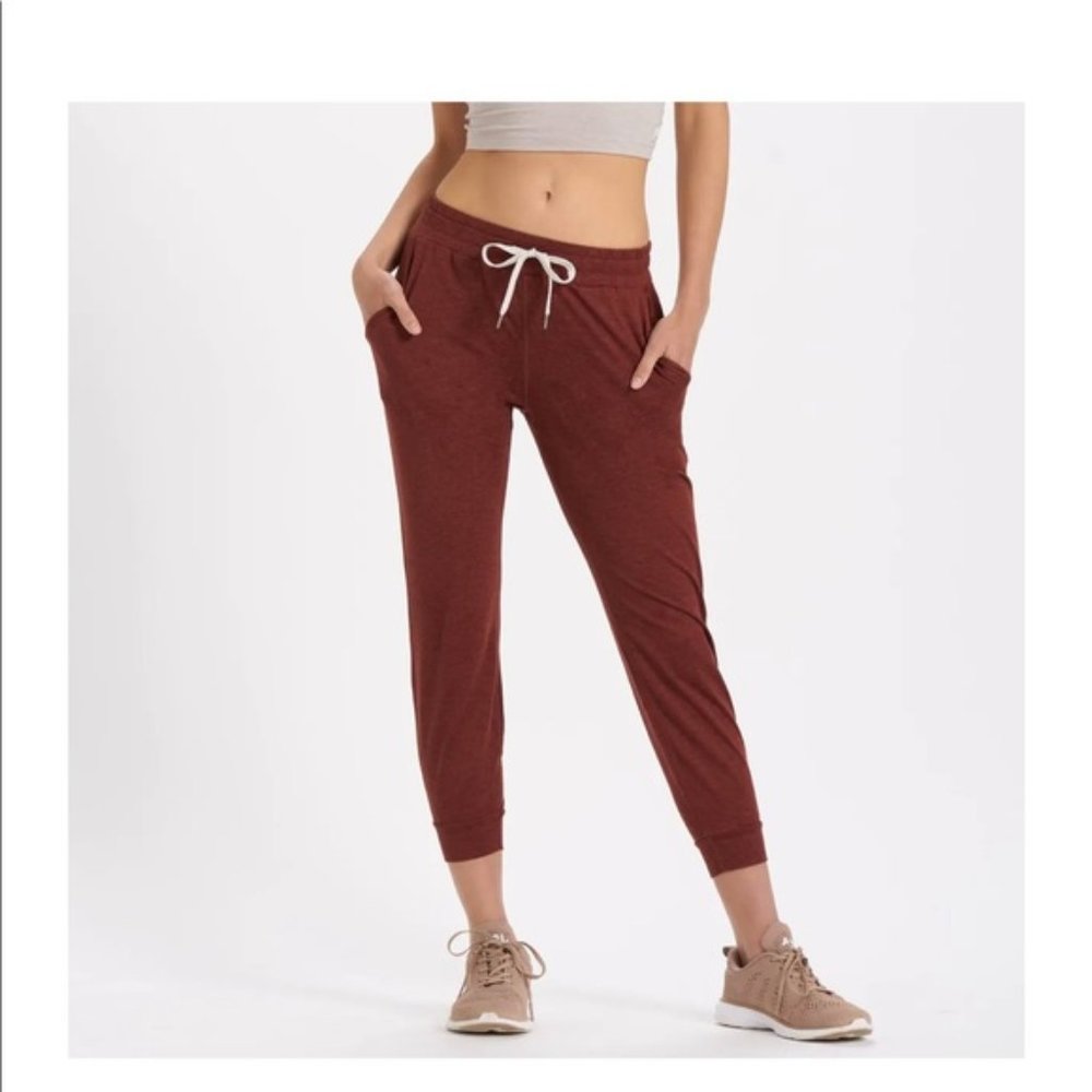 Vuori Performance Jogger in Brick Heather, Small